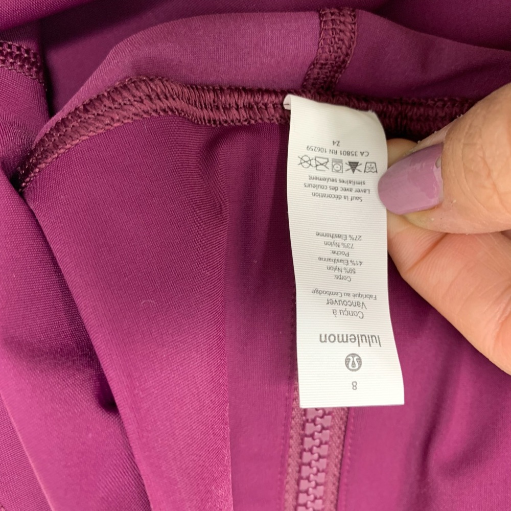 Lululemon High Rise Legging - Picture 5 of 6